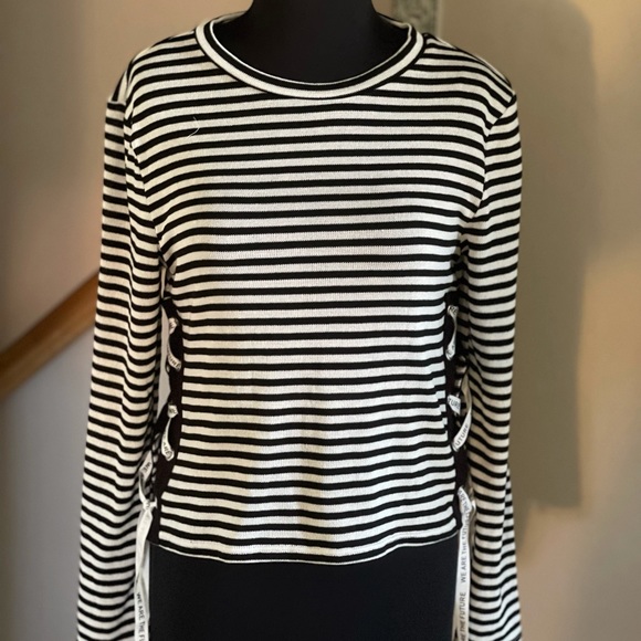 Divided Sweaters - H&M We Are The Future Tie Top